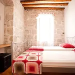 Apartment Toc